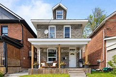58 Nottawasaga Street, Orillia, ON, exterior