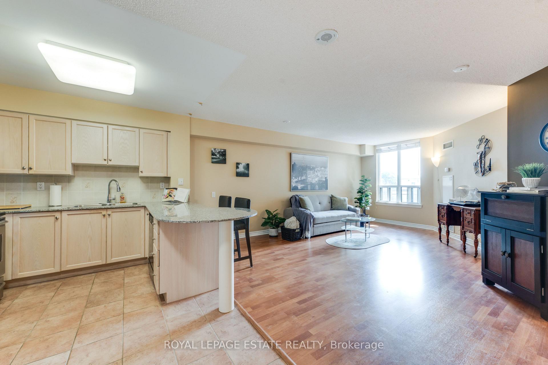 623 - 1720 Eglinton Avenue E, Toronto C13, ON, exterior