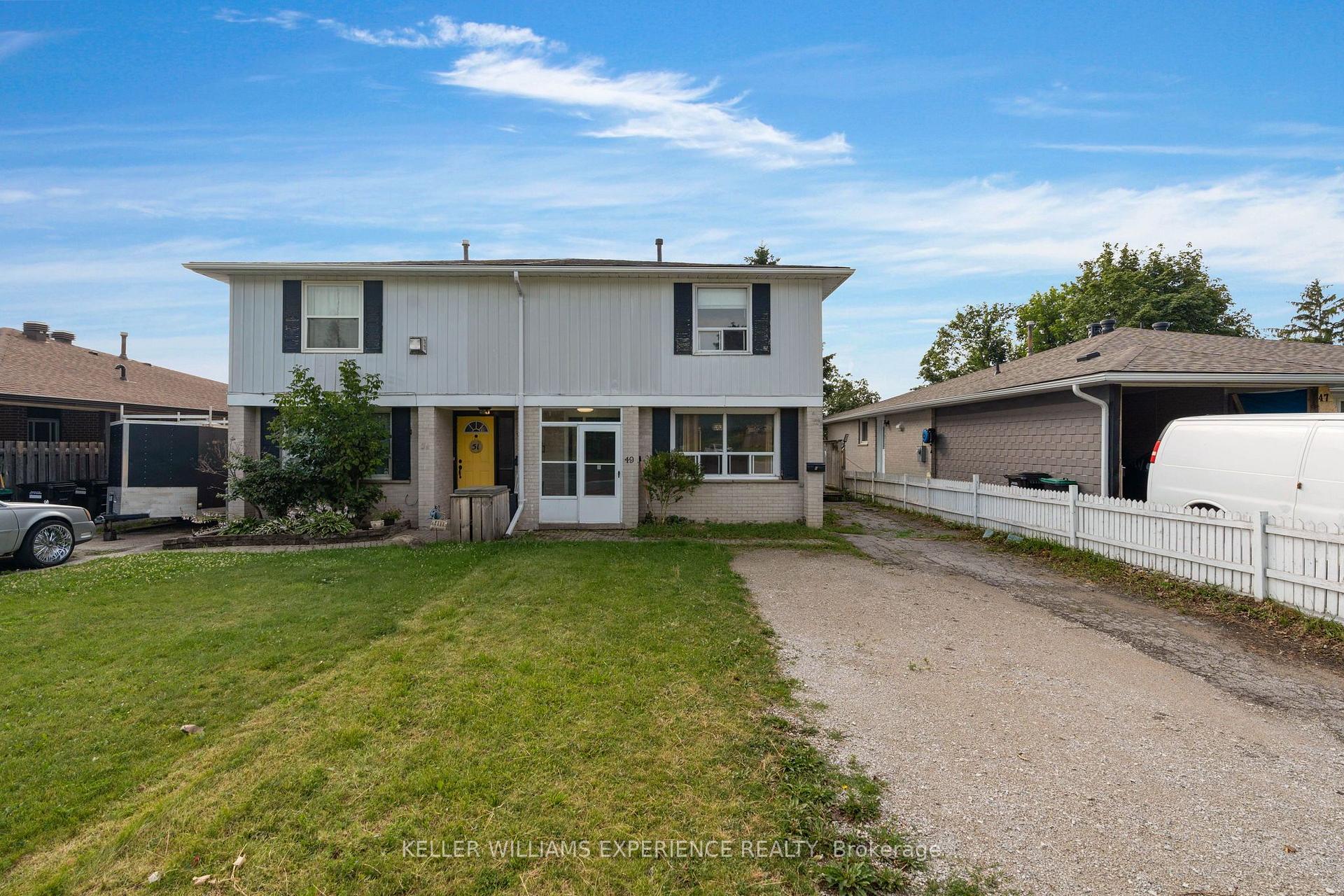 49 Daphne Crescent, Barrie, ON, exterior