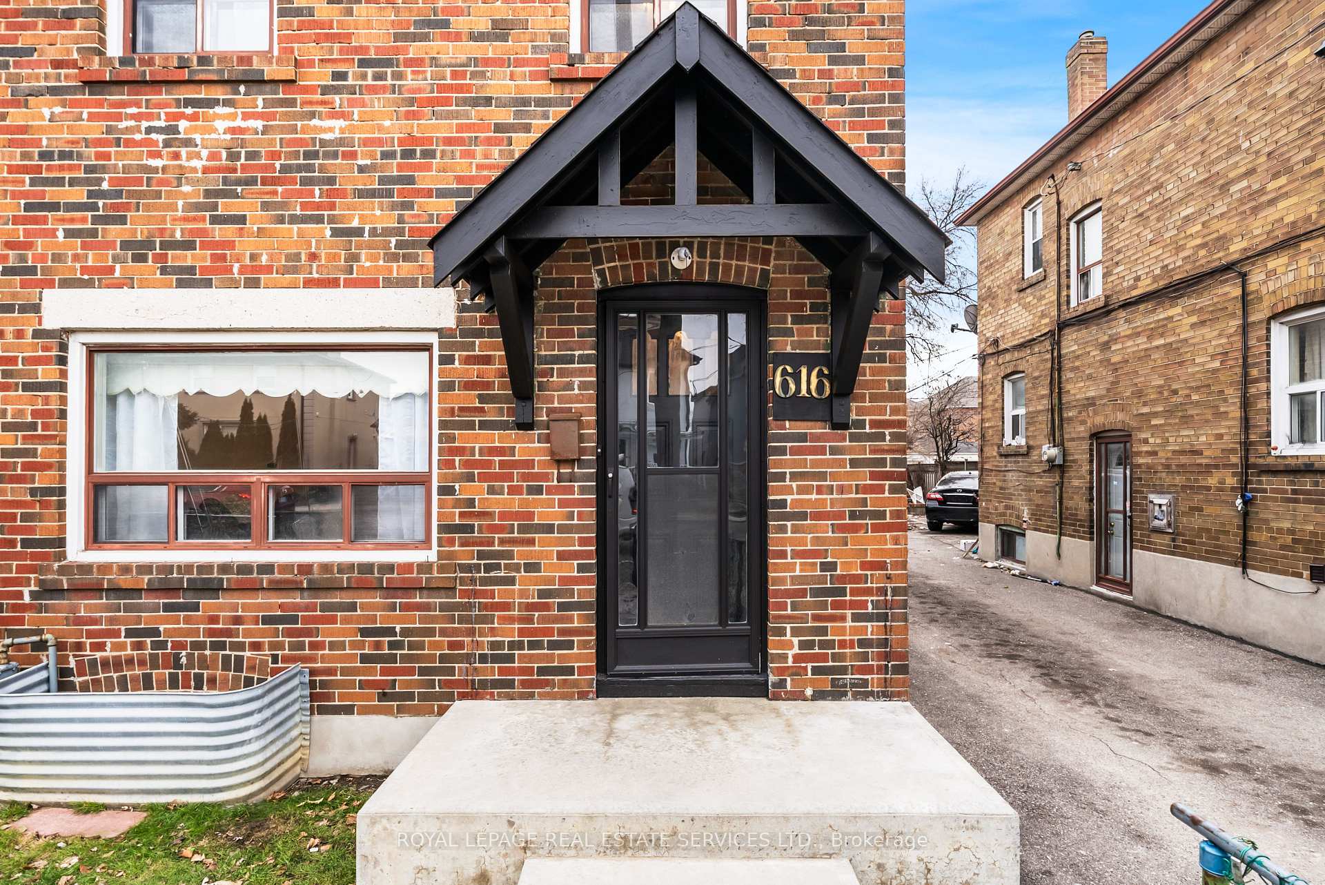 616 Old Weston Road, Toronto W03, ON, exterior