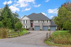 2091 Country Lane Court, Milton, ON, exterior