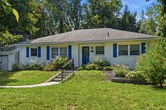 15 Medway Crescent, London North, ON, exterior