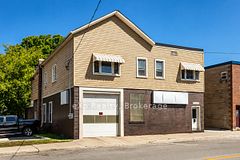 827 3rd Avenue E, Owen Sound, ON, exterior