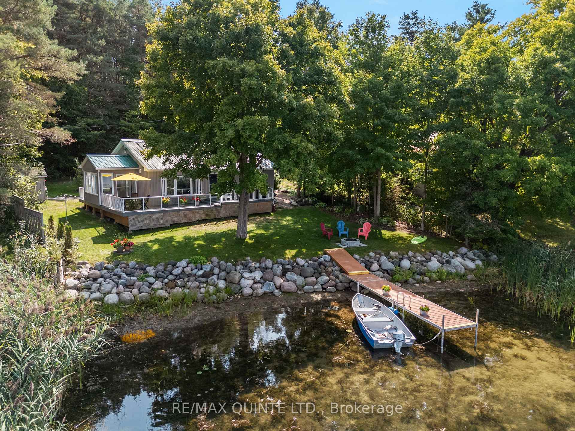 89 Curry Lane, Prince Edward County, ON, exterior
