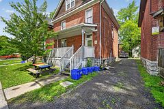 561 Johnson Street, Kingston, ON, exterior