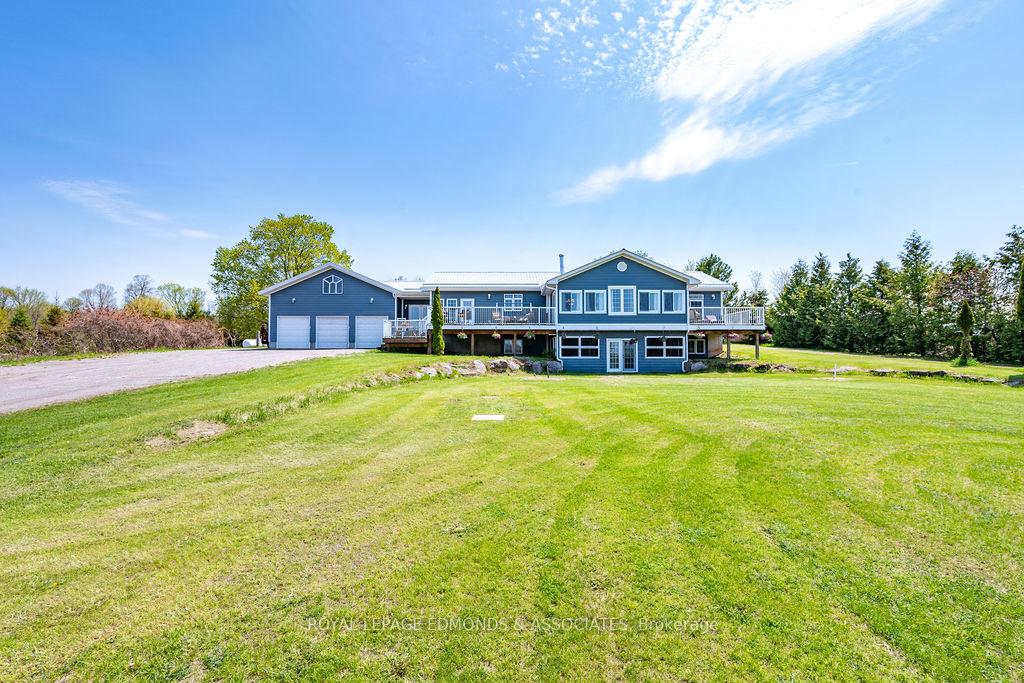 700 Point Church Drive, North Algona Wilberforce, ON, exterior