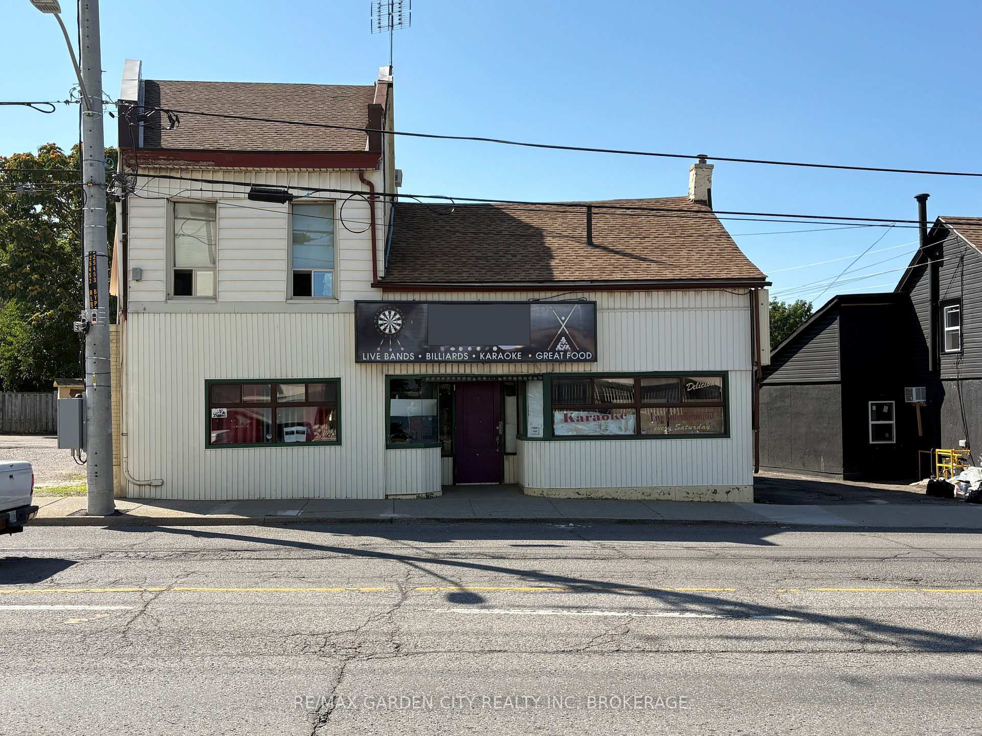101 Geneva Street, St. Catharines, ON, exterior