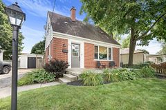54 Sunnyside Avenue, Chatham-Kent, ON, exterior