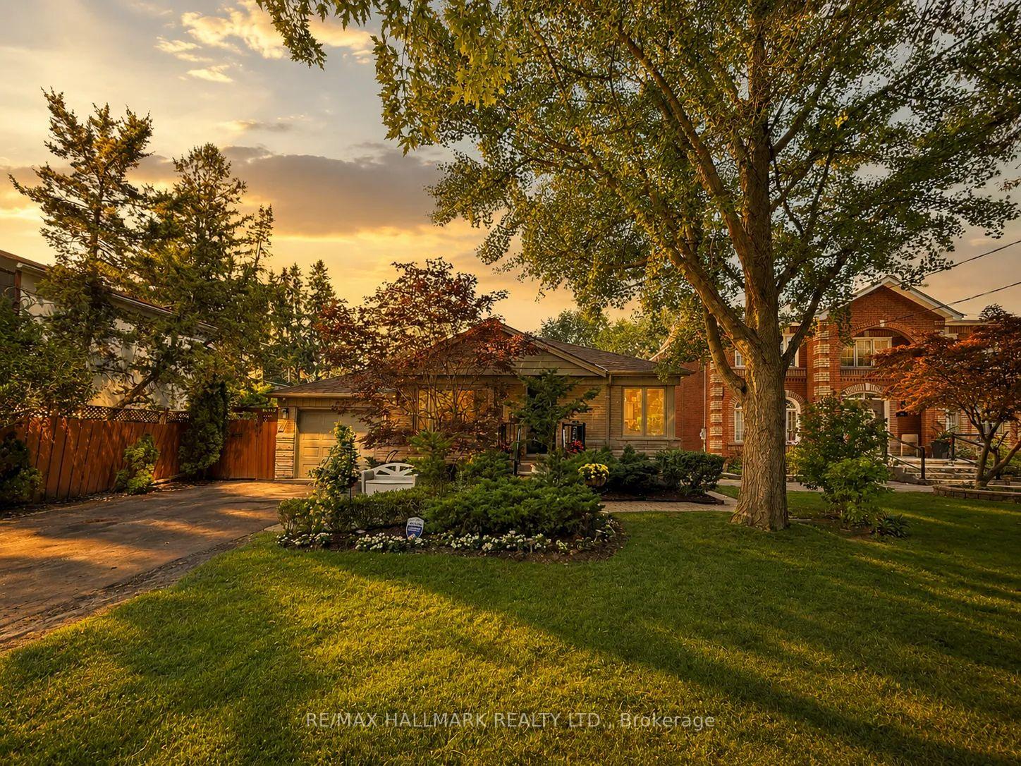 52 Colonel Danforth Trail, Toronto E10, ON, exterior