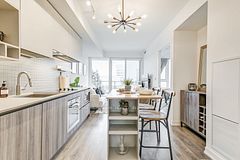 1608 - 5 Buttermill Avenue, Vaughan, ON, exterior