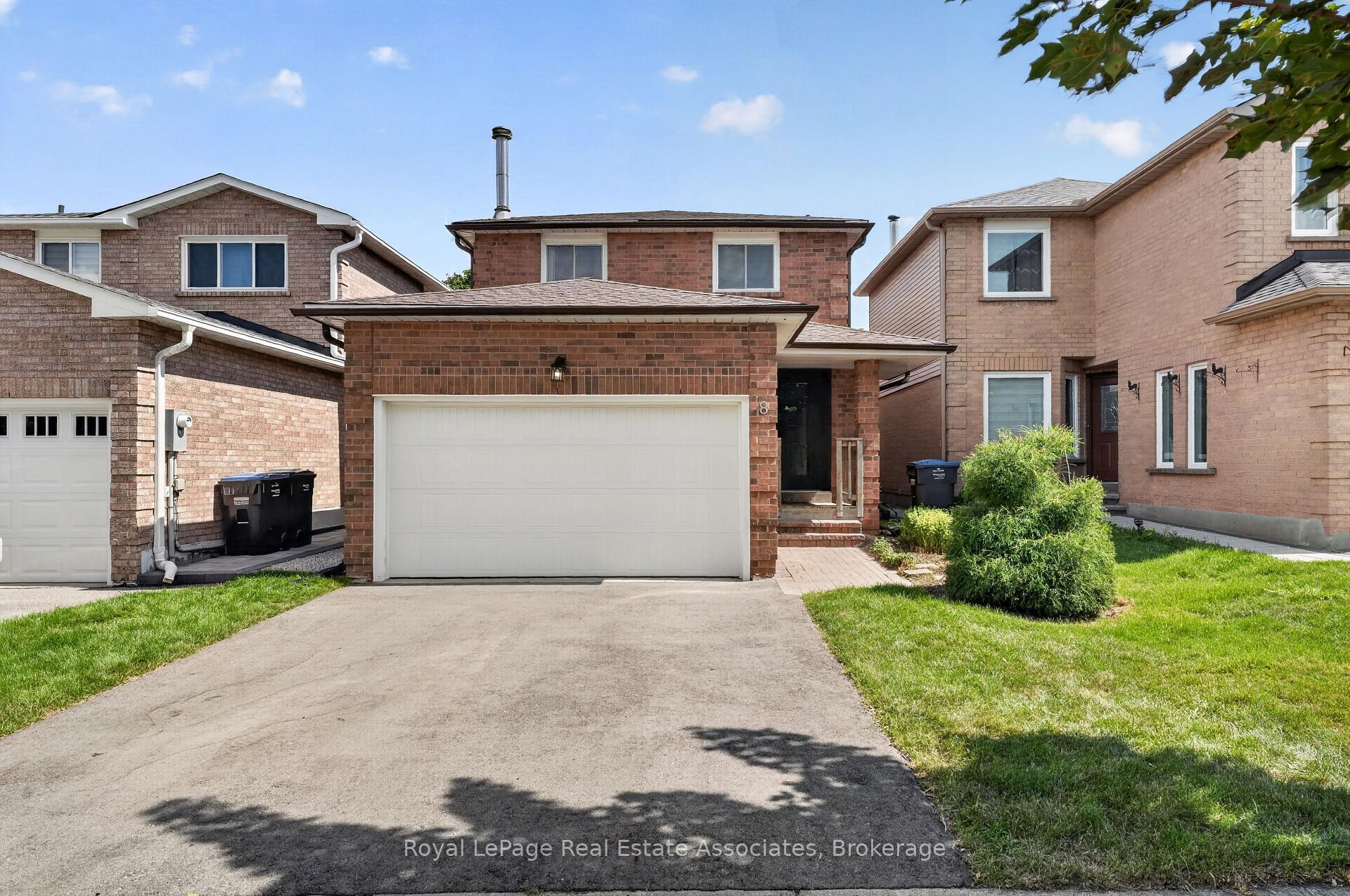 8 Horsham Street, Brampton, ON, exterior