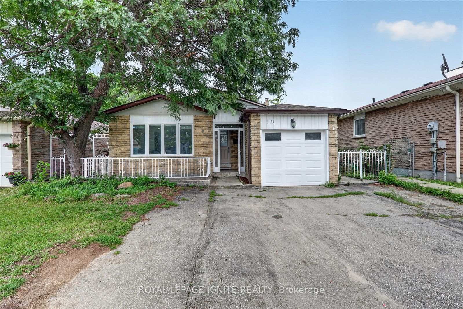 151 Fawcett Trail, Toronto E11, ON, exterior