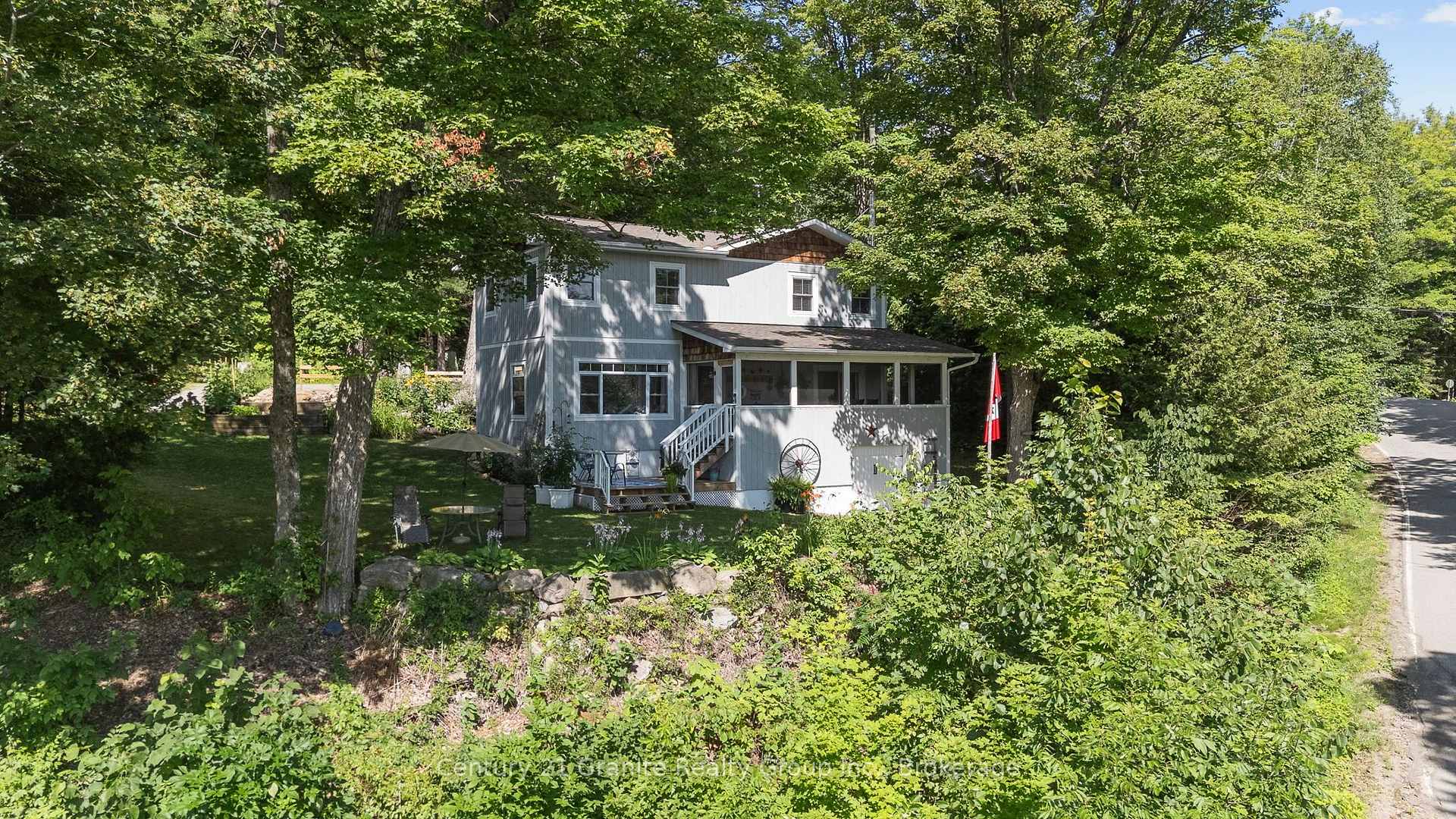 1013 Neilburg Drive, Highlands East, ON, exterior