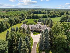 10090 Pineview Trail, Milton, ON, exterior