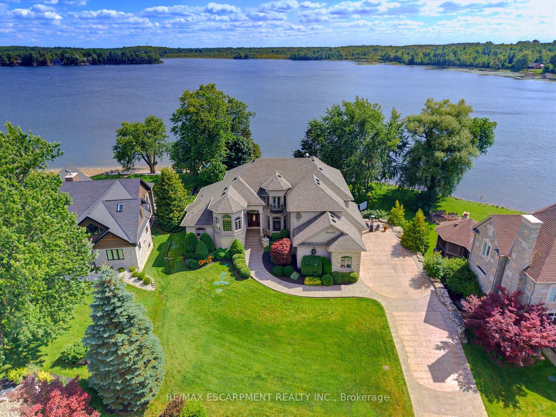 46 Sandy Shore Boulevard, Puslinch, ON, exterior