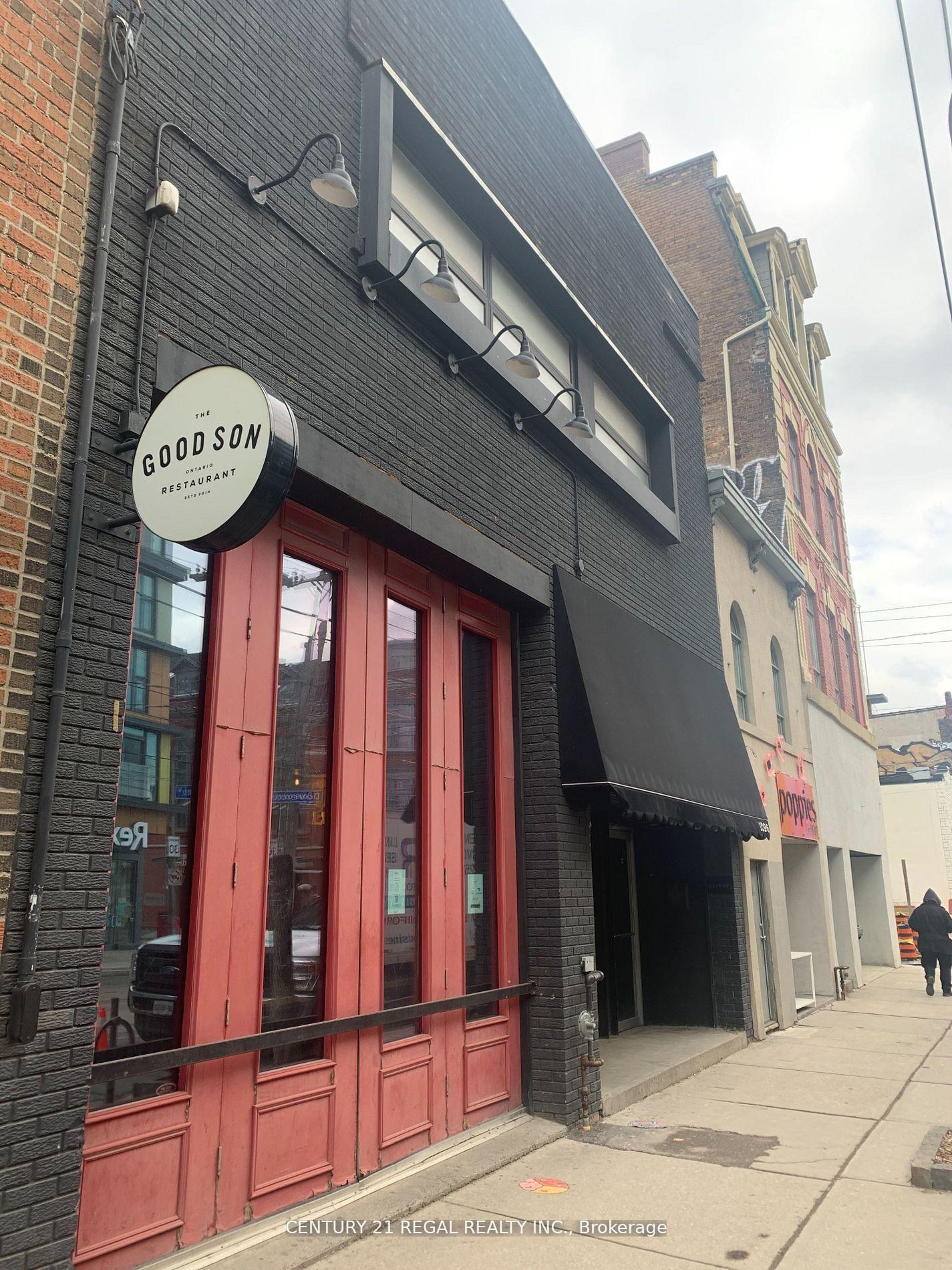 1096 Queen Street W, Toronto C01, ON, exterior