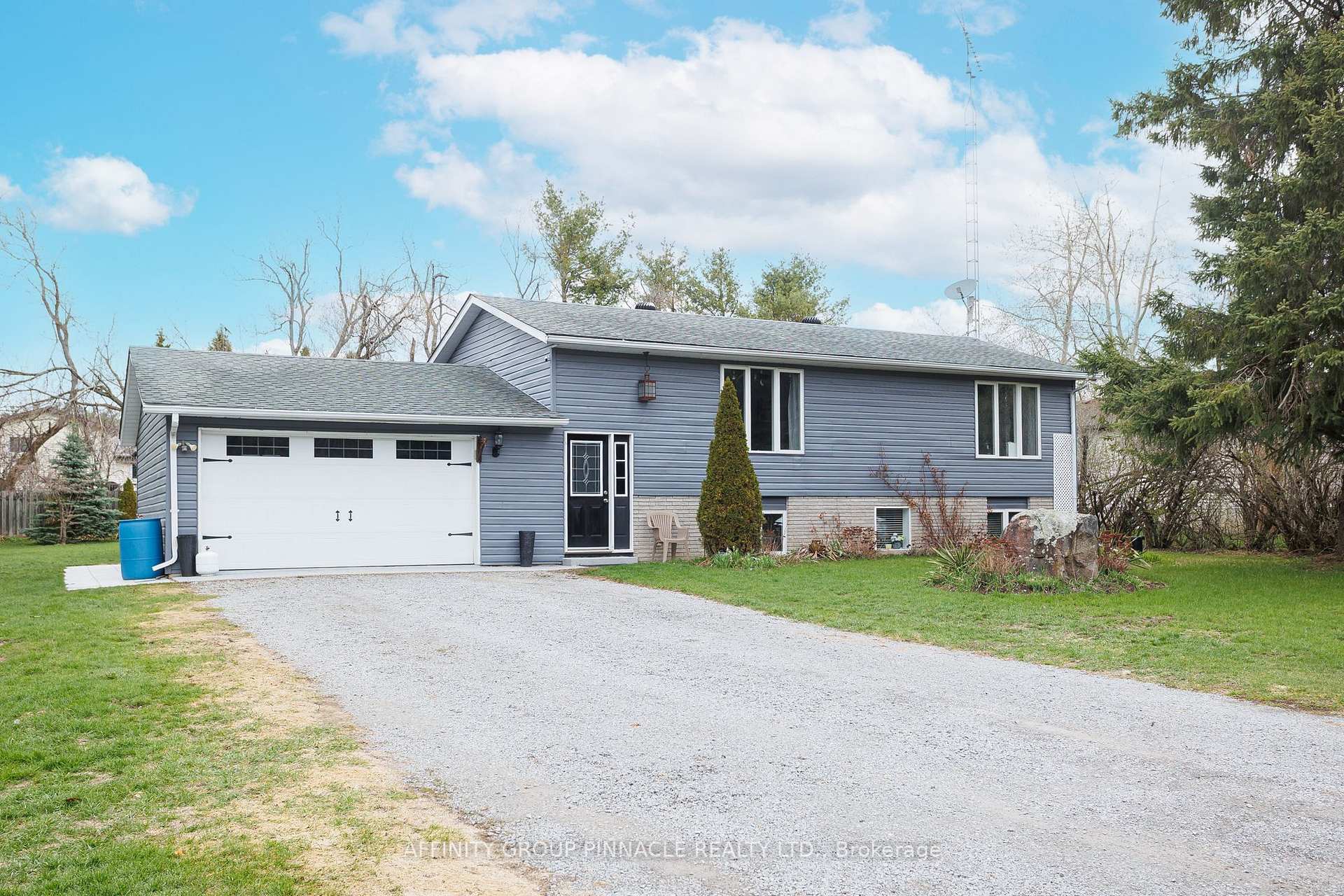 7 Hawk Street, Kawartha Lakes, ON, exterior