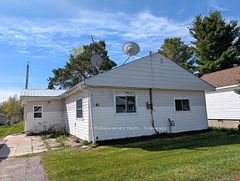 61 RIVERSIDE Avenue, South River, ON, exterior